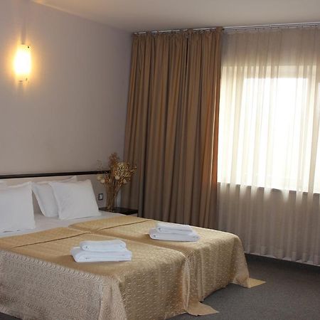 Kendros Hotel Plovdiv Rum bild