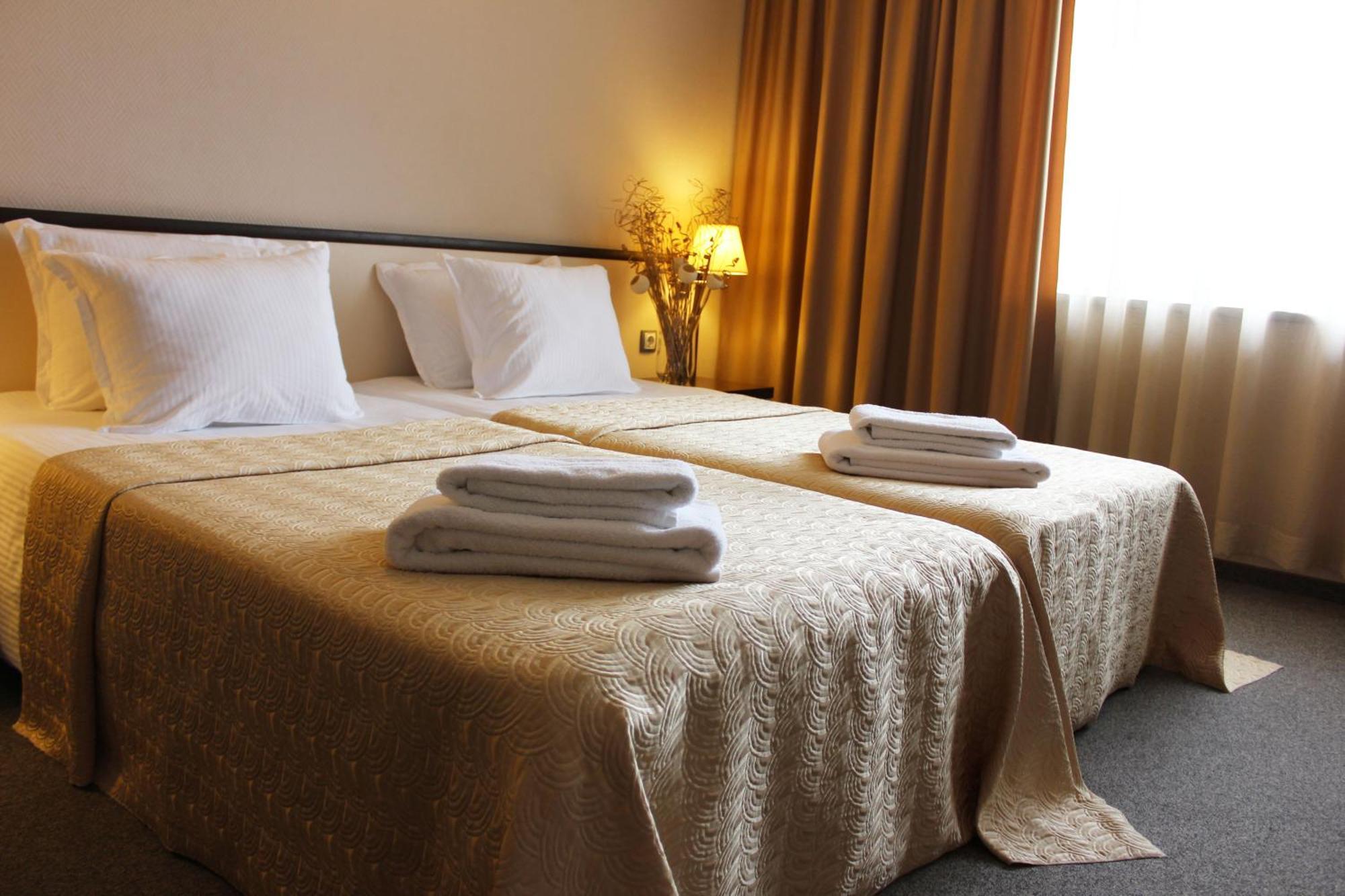 Kendros Hotel Plovdiv Rum bild