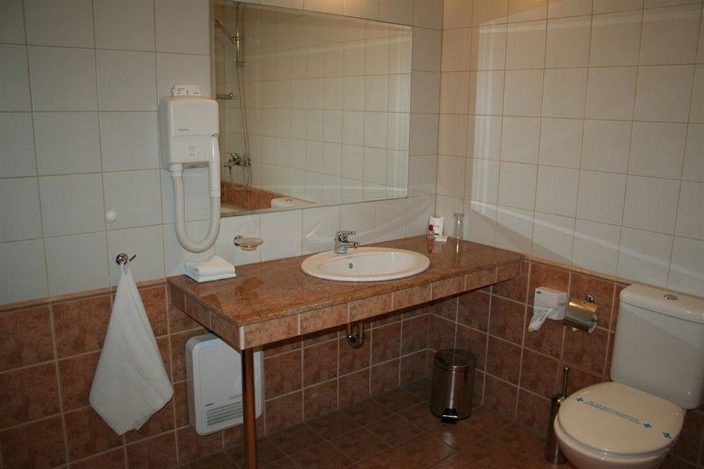 Kendros Hotel Plovdiv Exteriör bild
